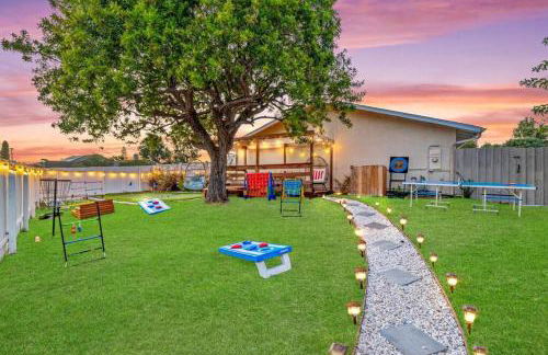 Majestic Lux Home with Heated Pool and Spa! - Foto 17