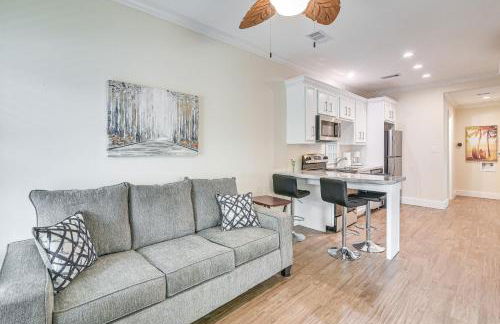 Walk to Beach and Moody Mansion Galveston Home! - Foto 1