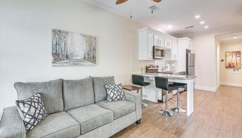 Walk to Beach and Moody Mansion Galveston Home! - Foto 1