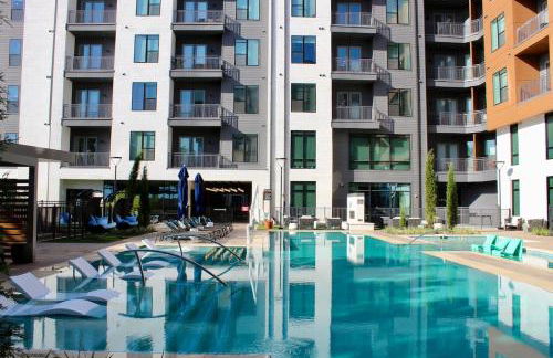 12 Min to Downtown Balcony Apt with Free Parking - Foto 8