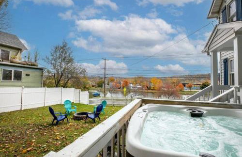 Great Location! Colleges! Hiking! Ithaca Commons! - Foto 1