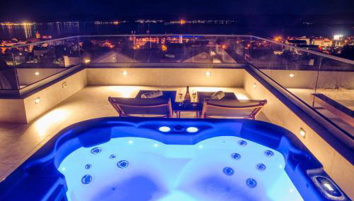 Garden Villa - Photo 2