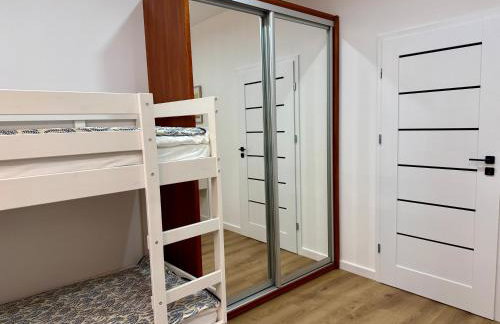 MODERN VILLA & PRIVATE GARDEN in Warsaw - Fully Renovated 2025 - Foto 28