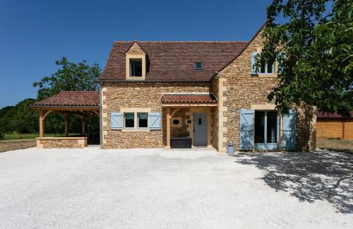 Luxury 3 Bed Home with Heated Swimming Pool Air Con and Boules Pitch - Foto 3