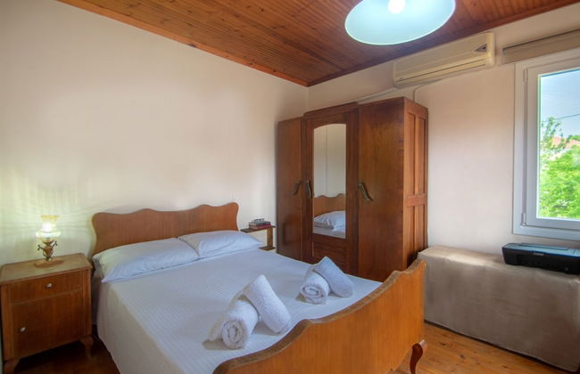 Traditional Village House - Photo 2