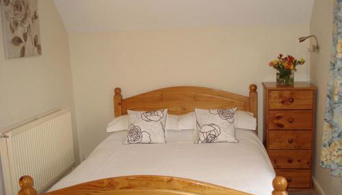 Fosbroke Cottage - Photo 3