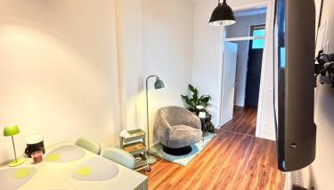Fewo Fibi - Zentrale CityWohnung - 2 Schlafzimmer - 4 Betten - Küche - Ideal für Familien - Foto 3