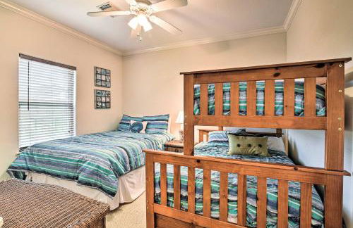 Less Than 1 Mi to Beach Salty Dog House in Galveston! - Foto 17