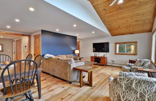 Lakeside Lodge at Fern Lake - 3BR, 1BA Waterfront with Dock - Foto 14