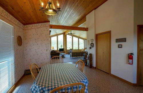 Quaint Vacation Rental with Madison River Views near Yellowstone in Southwest Montana - Foto 22