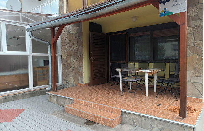 A Whole Holiday House With a Garden in Fonyód for 2-10 Persons - Foto 8