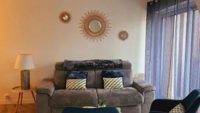 Duplex au cœur de Deauville avec vue imprenable et parking privé - Photo 3