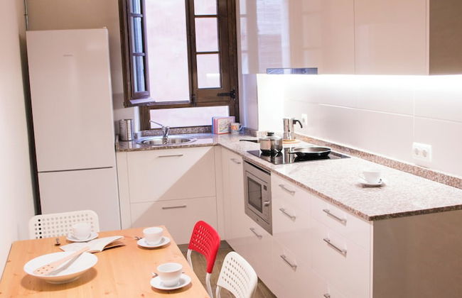 Classic Palau Apartments - Photo 14