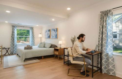 Modern cozy residential home local experience - Foto 38