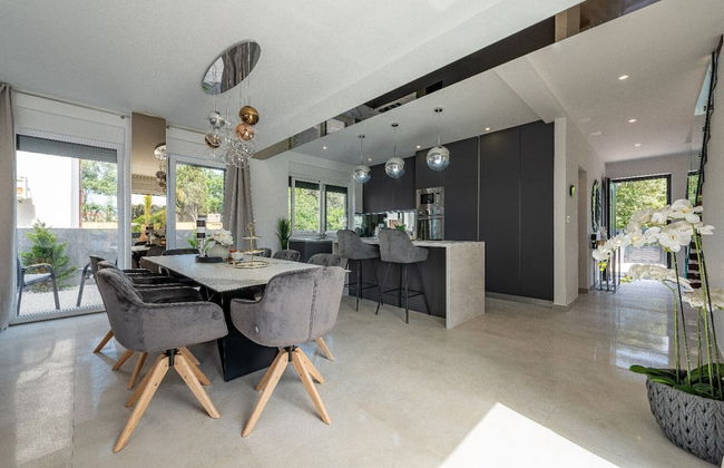 Ren-lux With Heated Pool - H - Foto 21