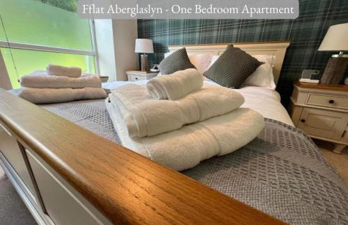 Llew Accommodation - The Townhouse - Photo 18