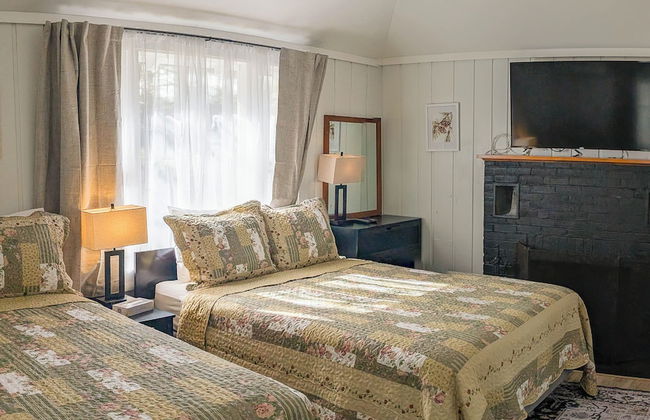 Hinckleys Dreamwood Cottages - Photo 42