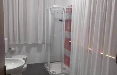 LOVELY BIANCO - Rooms & Apartment - Foto 10