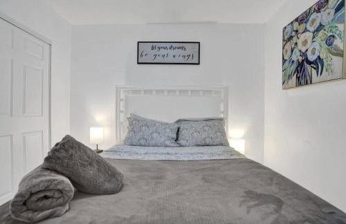 Central Stunning Villa with Heated Pool Cabana - Foto 30