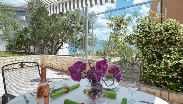 Slavica - Foto 2, Inside other