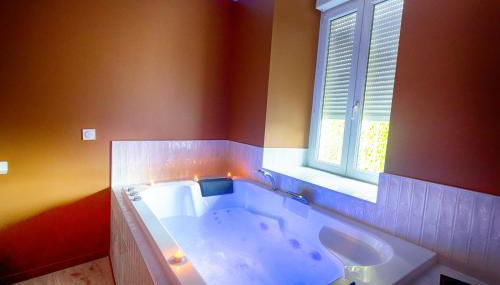 Escapade - Ciné privé, balnéo et jardin - Photo 3