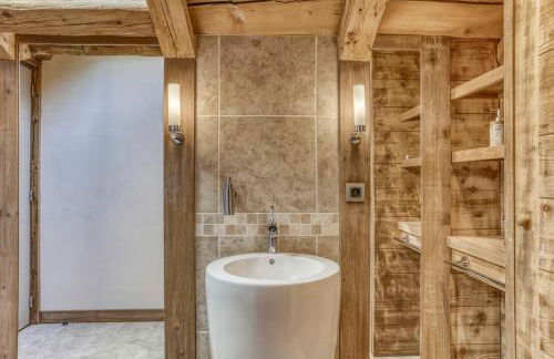 Chalet exceptionnel de 600m2 - Spa, salle de gym, ski-room - Foto 55