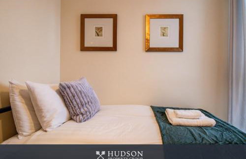 Central Three Bedroom Apartment with Parking - Foto 20