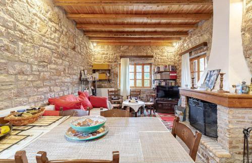 Stone Mountainhouse near Kalavryta, North Peloponnese, Greece - Foto 5
