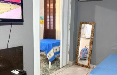 Residencial Casas 1 e 2 quartos Tv Ar Estacionamento Wifi Próximo ao Centro e Paraguai - Foto 9