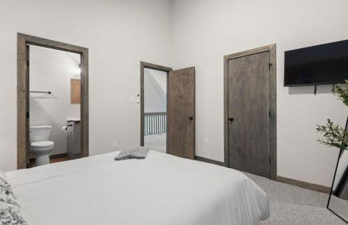 Twin Chalet - 6 BDs Hot Tub Game Area and more - Foto 72