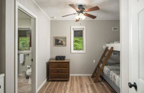 Walk to Sugar Mountain Resort | Cabin | Hot Tub - Foto 34