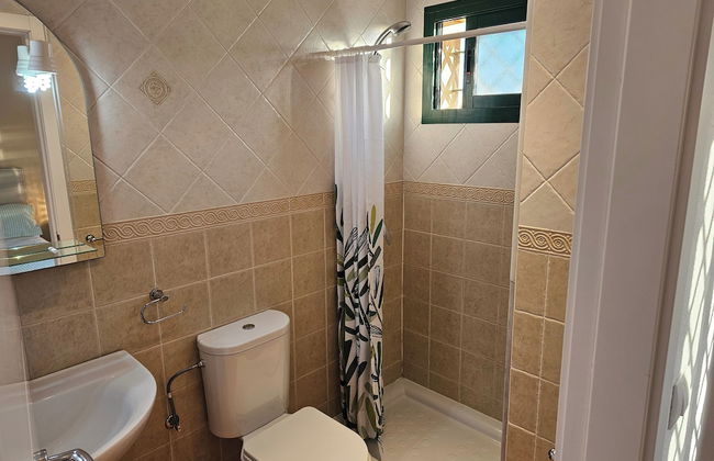 Private Pool- Rooftop Terrace & Bbq- Aircon - Foto 7