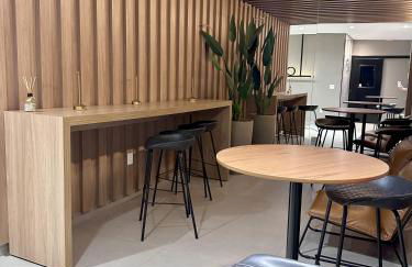 TriAustral 804 - Aconchegante e moderno - Foto 24