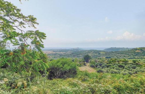 Stunning Apartment In Porto Alabe - Foto 16