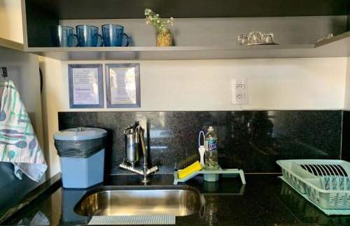 Studio Maria Apê um charme no 915 vaga de garagem exclusiva Centro - Foto 37