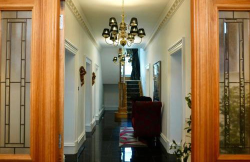 6BR House with Butler, Sauna & Hot Tub in Glasgow - Foto 18