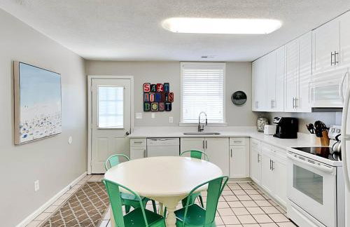 Latitude Adjustment A Tybee Vacation Rentals - Foto 12