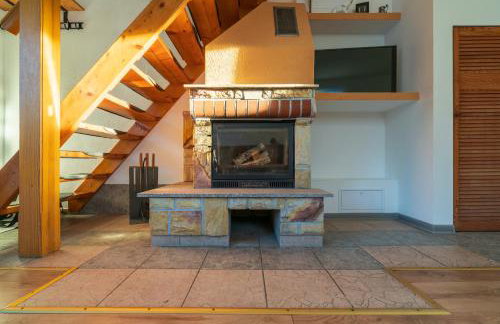 Uroczy domek nad jeziorem - Foto 2