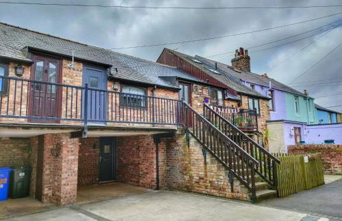The Old Bakery Seahouses - Photo 2