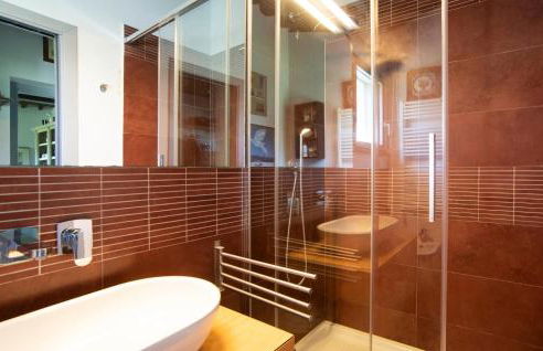 Awesome Home In Ischia Di Castro - Foto 27