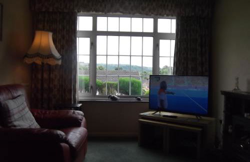 Hall Dale View near Matlock & Peak District - Photo 11