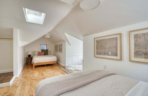 Overlook Gem - Steps from Mississippi - Photo 11