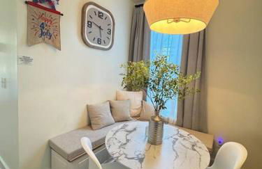 Cute and Cozy Comfy Birds Junior Cottage - 1 mile to Dwntn Ocean Springs, near Beach with Golf Cart - Foto 4