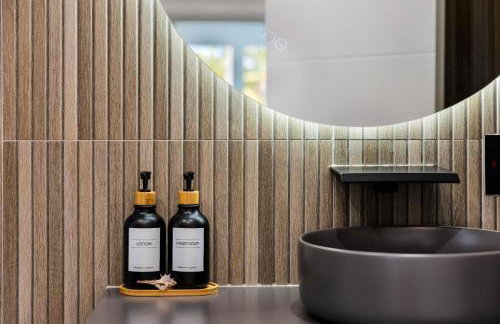 Grand Arenas - 120' Dock, HtdPool, Game Room, BBQ, Mini Golf,Baby Items - Foto 17