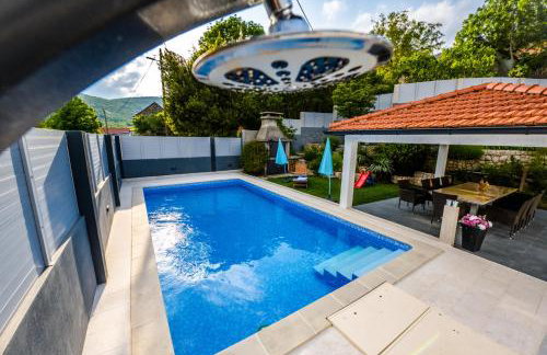 Kameni dvori - Family Villa with Pool & Jacuzzi for 8 - Foto 4
