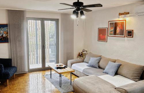 Sunny House - Photo 2