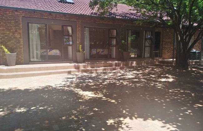 8 Soenie Avenue Self Catering - Foto 38