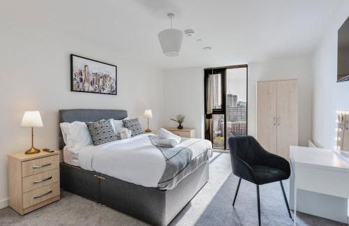 Stylish Skyline Apartment - 2 Bed, 2 Bath, Gym, Concierge in City Centre - Foto 33