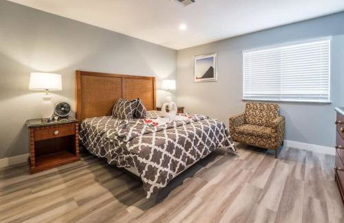 Luxury Living Just Steps from the Strip - Foto 46