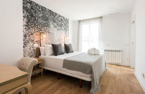 Plaza de España Skyline - Photo 158